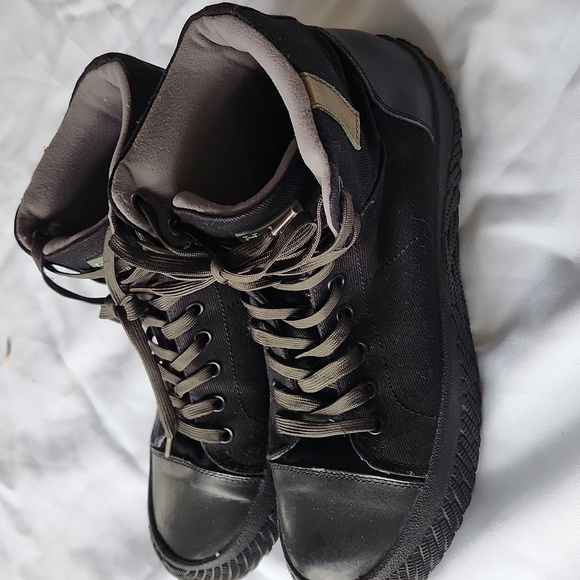 Hybrid Green Label Black High-Top Sneakers with Tan Accent - Picture 3 of 6